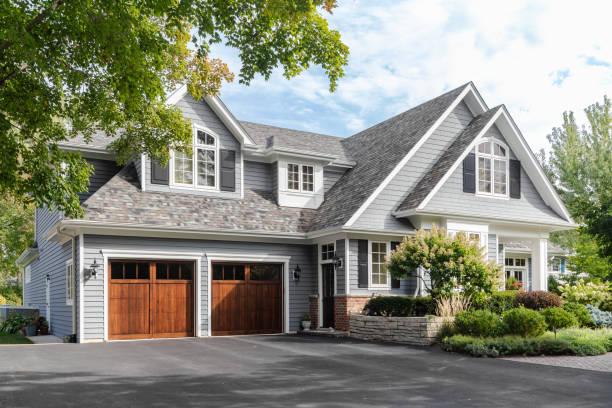 Best Roof Moss and Algae Removal  in Blue Hills, CT